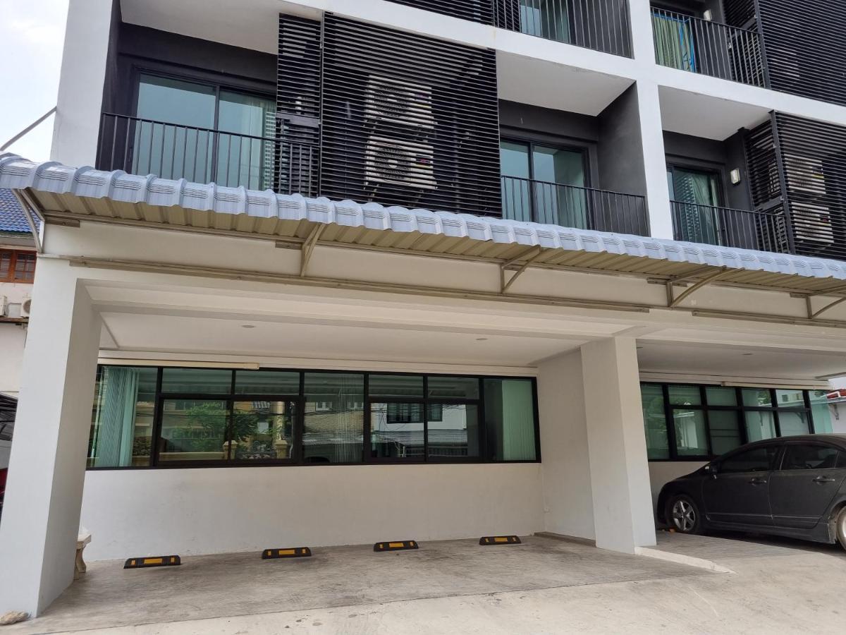 Tiara Place Bangkok Exteriér fotografie